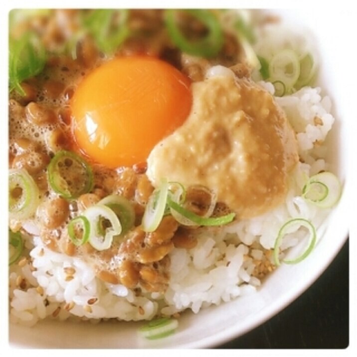 麹の風味♪味噌&マヨ no 納豆丼